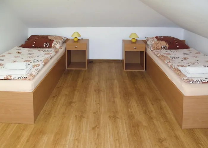 Semesterbostad Jitka By Interhome
